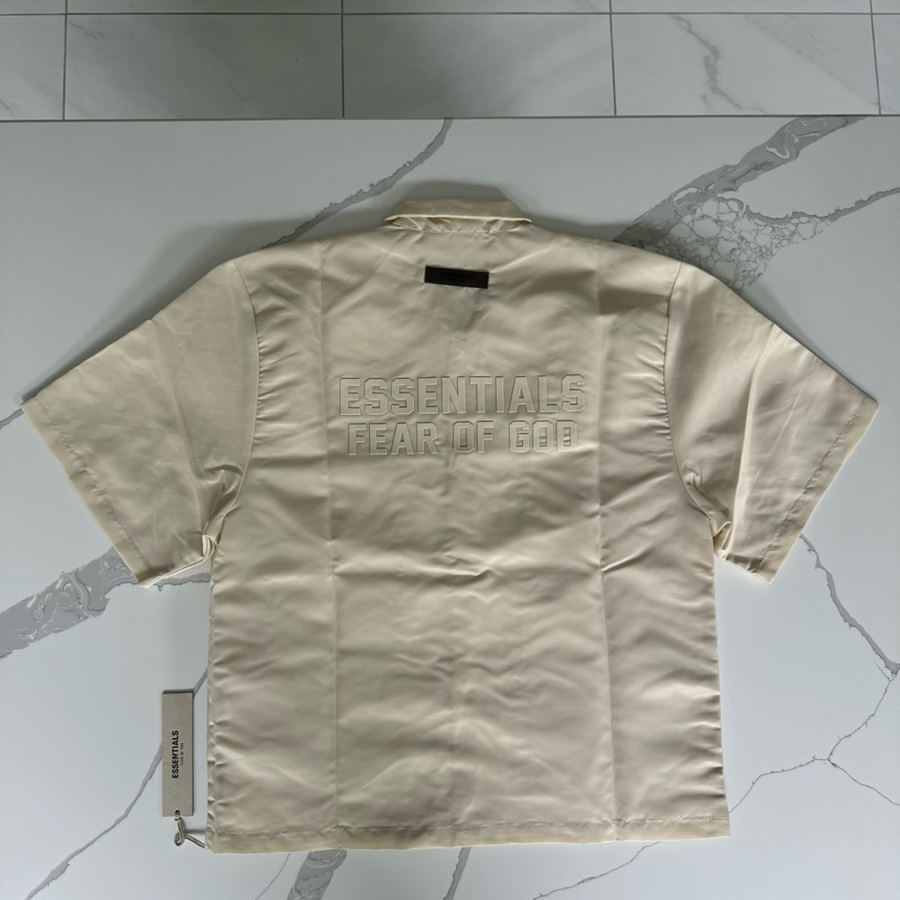 FEAR OF GOD ESSENTIALS SHIRT
